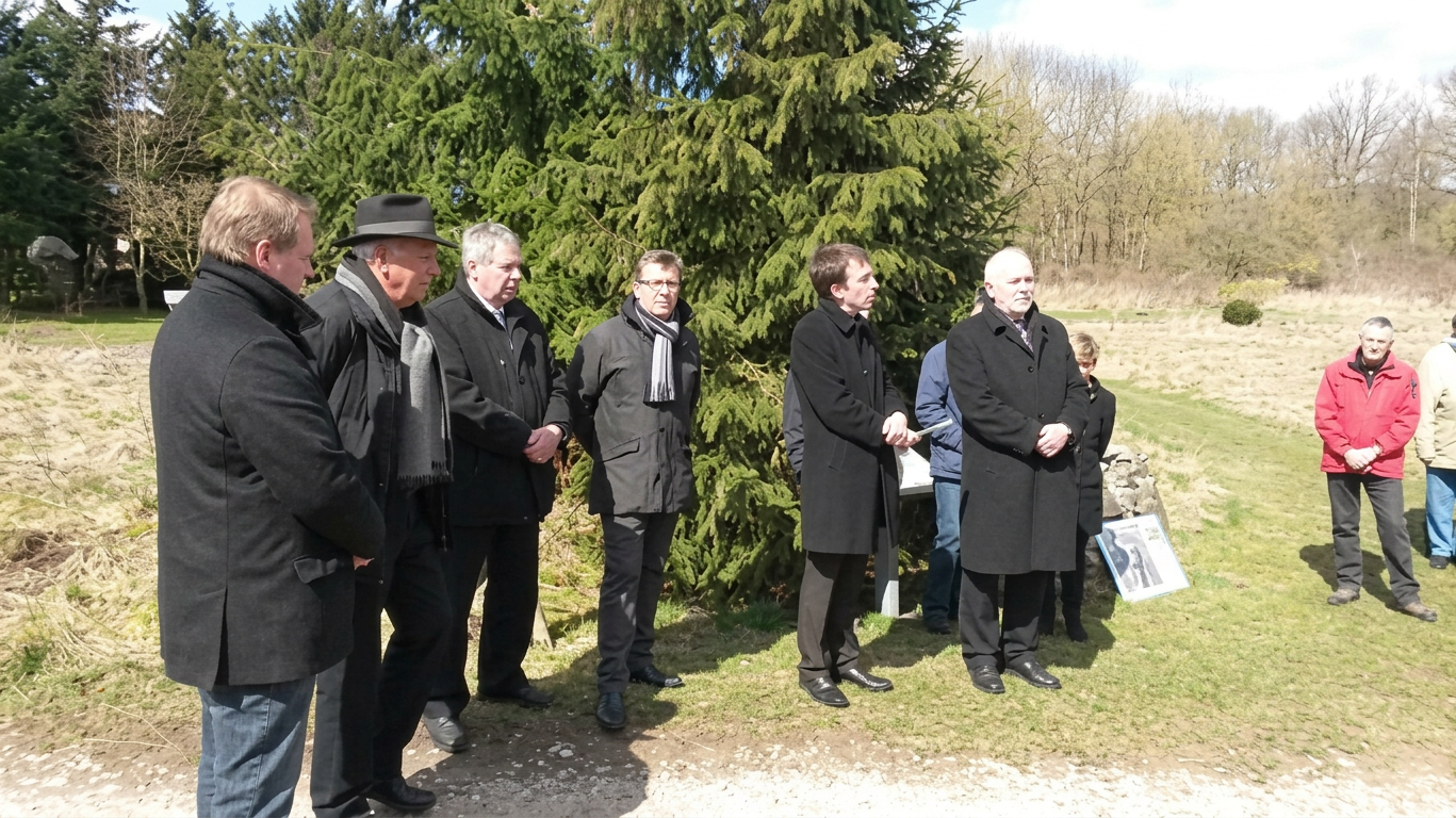 OPTIMIERT_2015-02-06, Gedenkfeier 70 Jahre Nüxei