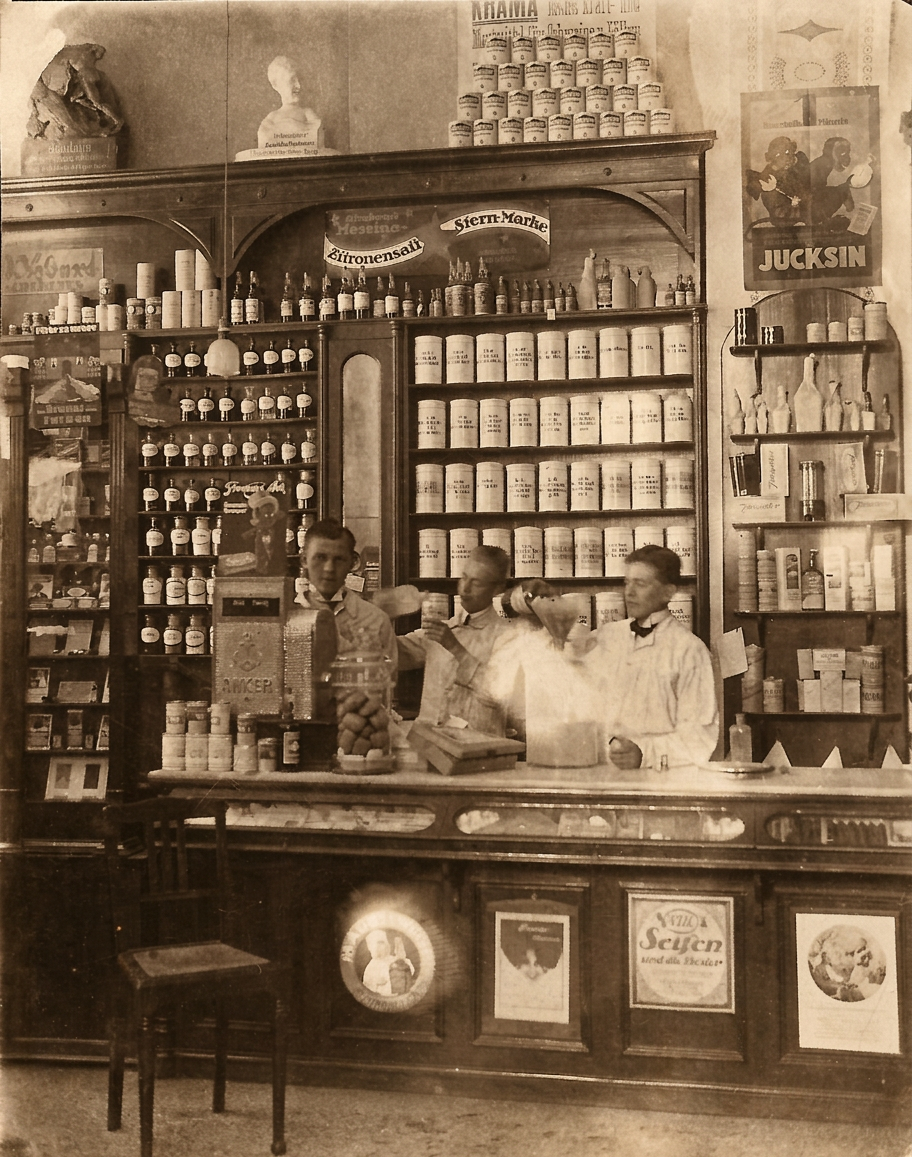 1920 ca, Apotheke, Fotoalbum SCHOLTEN, 600dpi, b